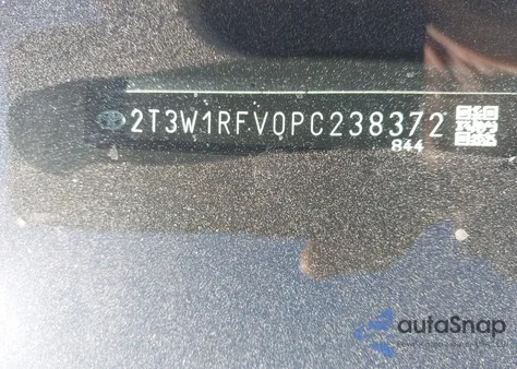 2023 Toyota Rav4 Xle z USA, uszkodzony, nr VIN 2T3W1RFV0PC238372